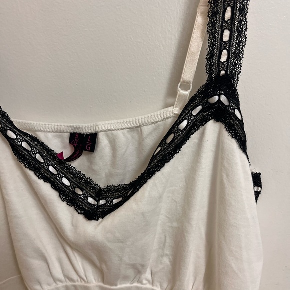 Cute White Lace Dress! - Picture 4 of 6